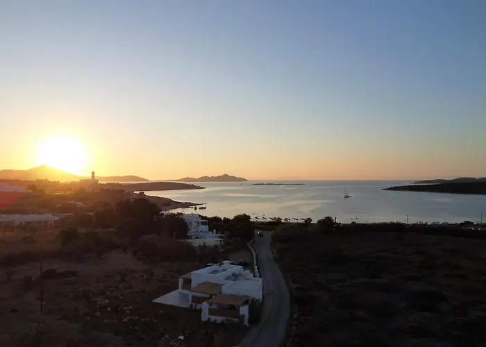 Vinka 2bd Luxury By The Sea! Santa Maria (Paros)