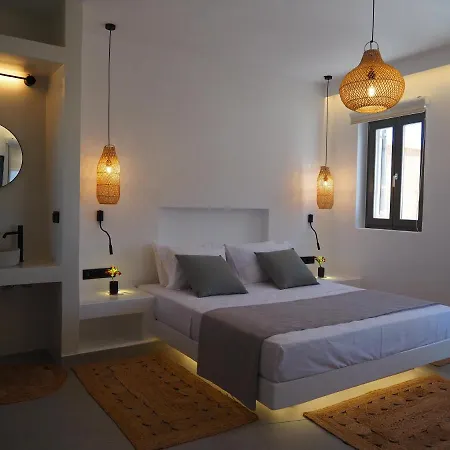 Seethesea Brand New Luxury For 4 Guests By The Sea! Villa Santa Maria (Paros)