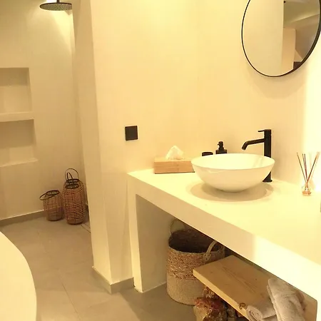 Villa Seethesea Brand New Luxury For 4 Guests By The Sea! Santa Maria (Paros)