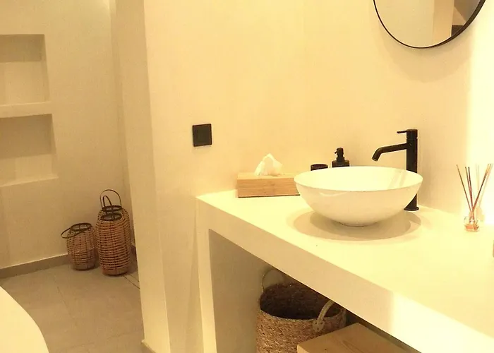 Villa Vinka 2bd Luxury By The Sea! Santa Maria (Paros)